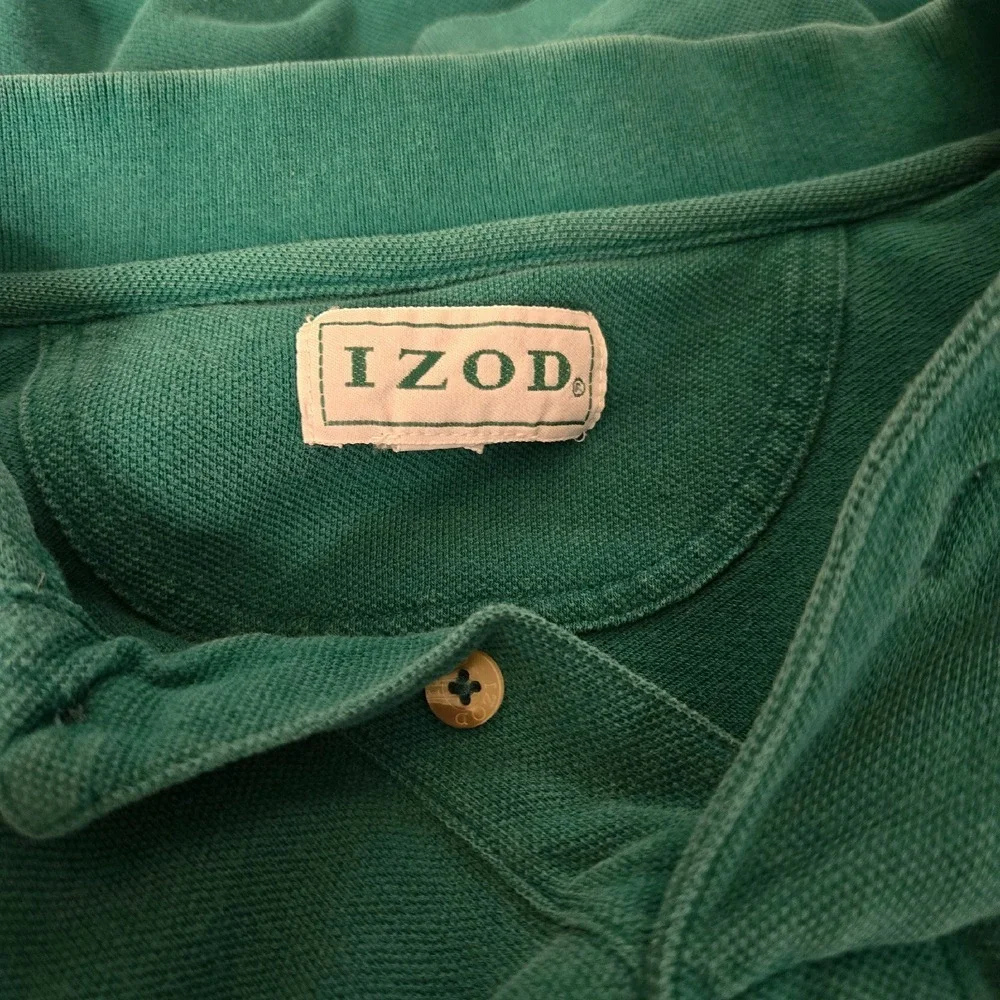 Vintage IZOD Polo Shirt Mens Short Sleeve Golf‎ Casual Green Crest Logo Size L?
